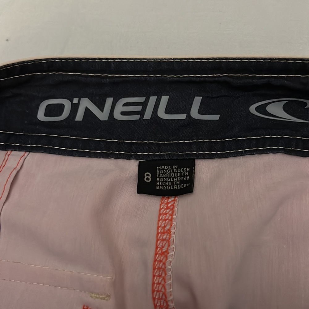 O’Neill - Picture 5 of 8